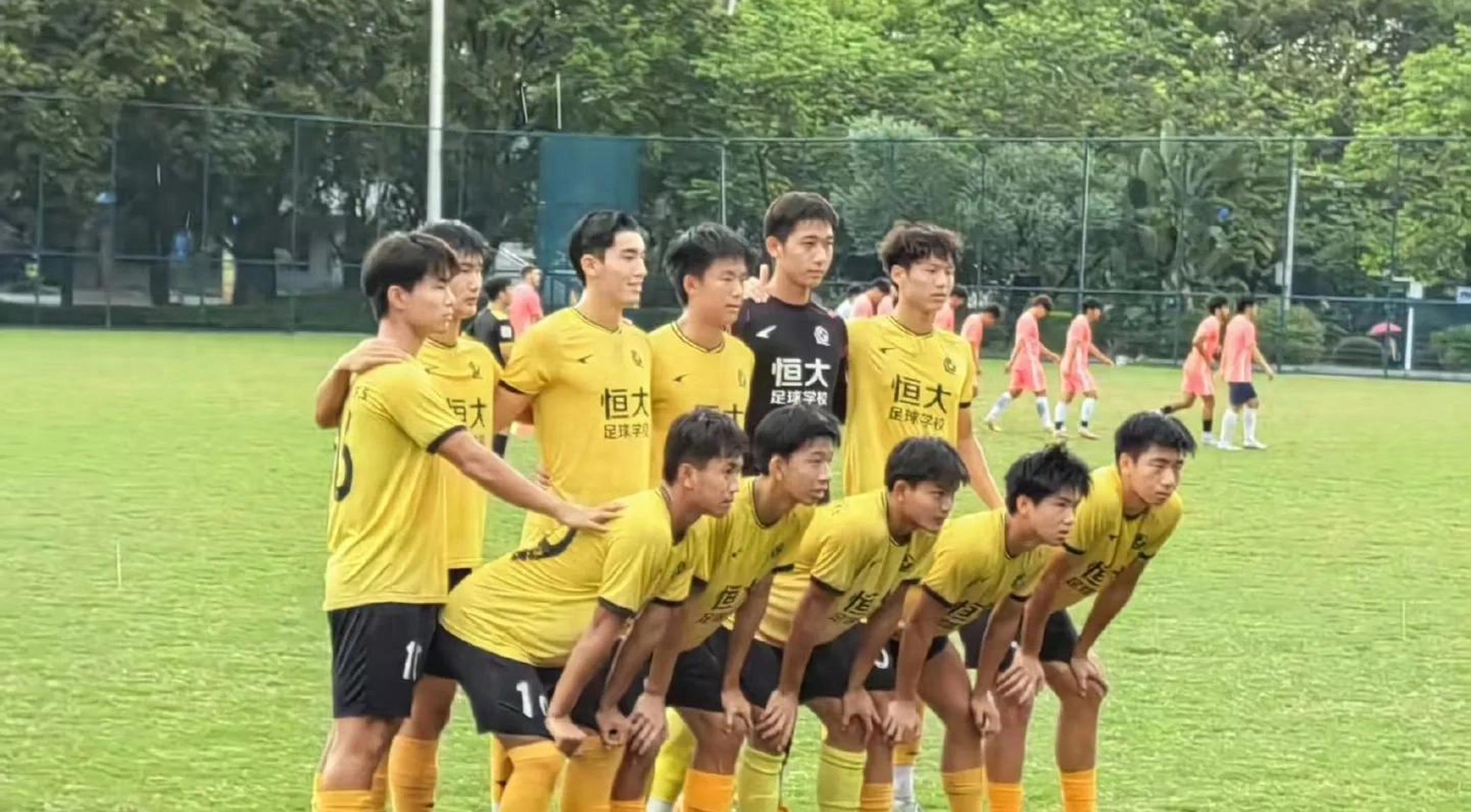 九游体育官方-包含恒大足校10年投入30亿，如今成果如何？的词条