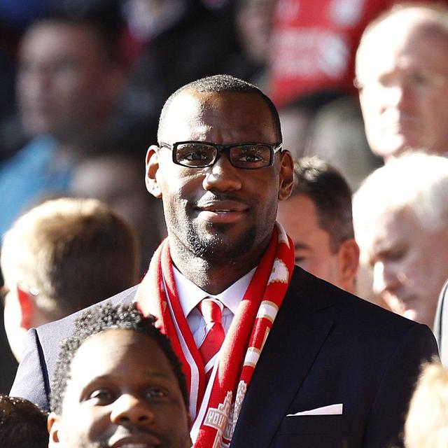 詹姆斯投资英超球队，成利物浦小股东