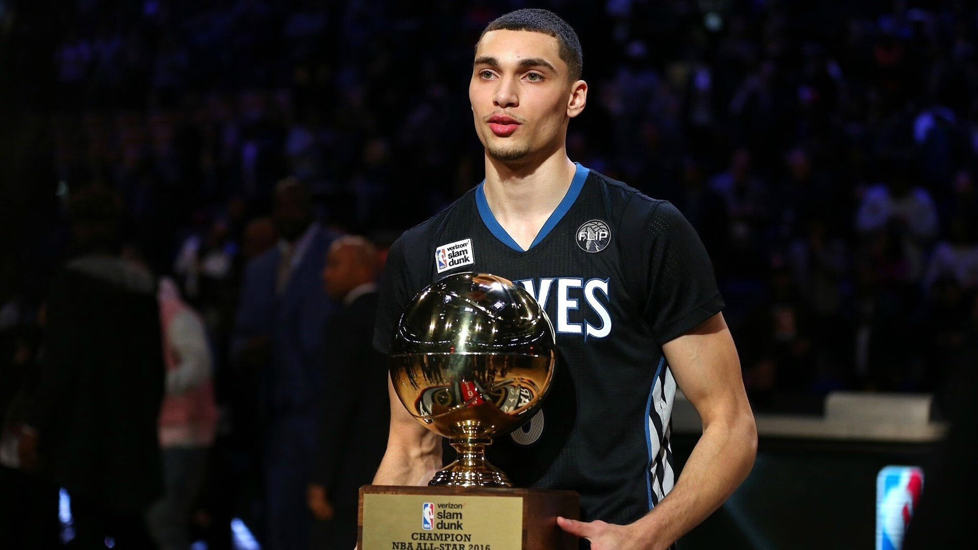 【马克·塞尔比】防守策略专家，赛场上的铁壁屏障，马克·塞尔比妻子