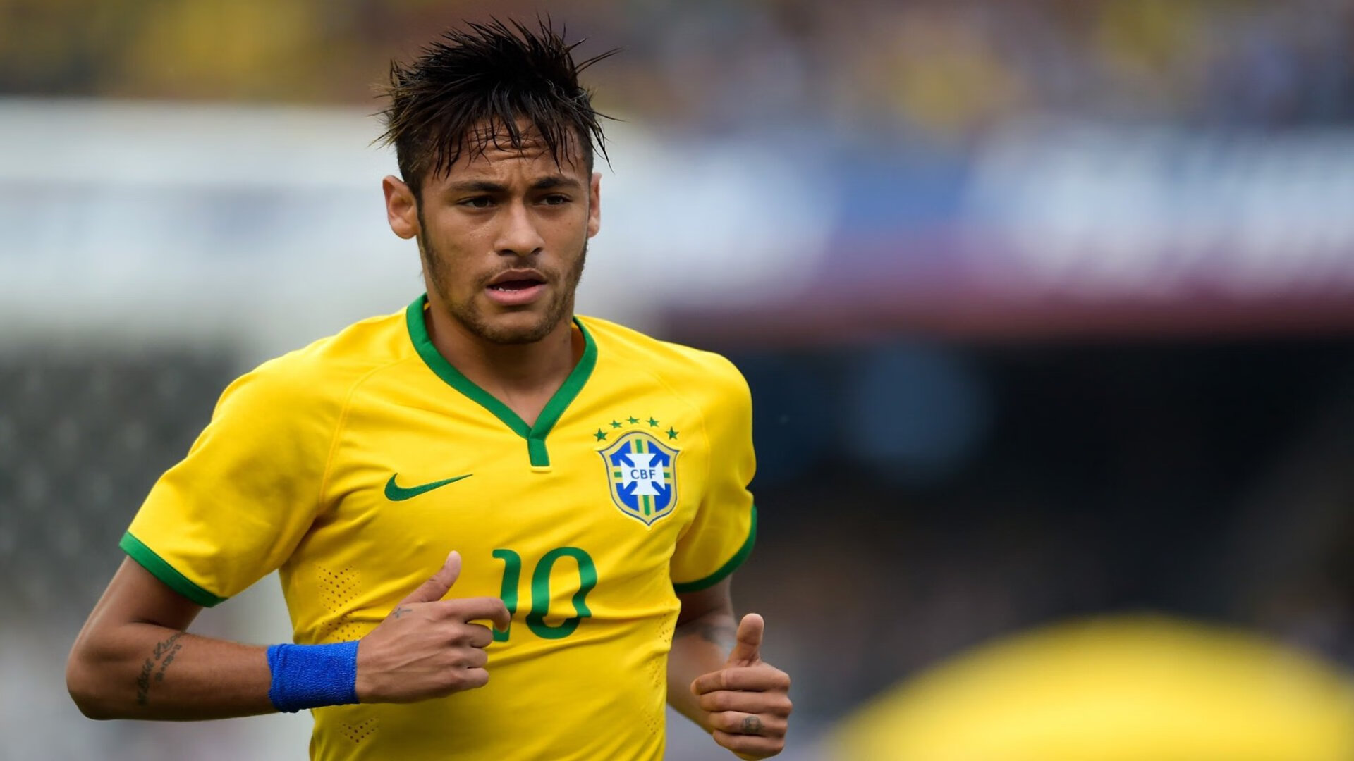 九游官方下载-奥运赛场现“马拉多纳式”进球，马拉多纳30大经典进球