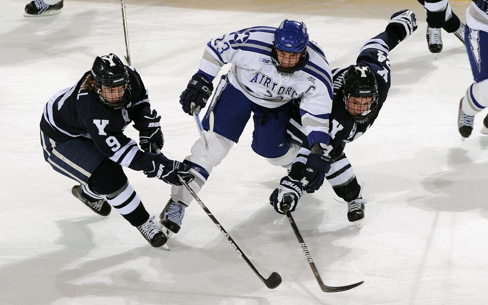 九游网-足球文化节在天津成功举办，天津足球吉祥物