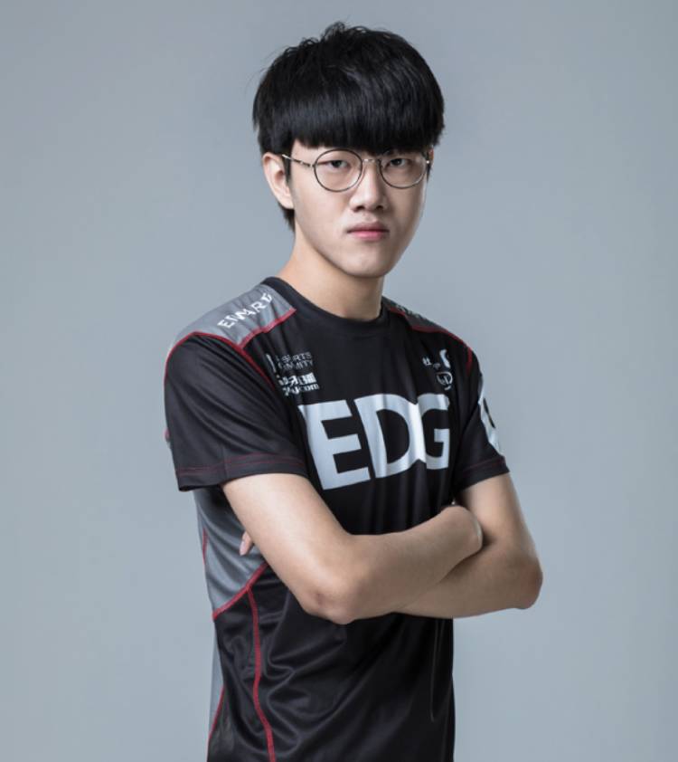 关于电竞选手脑电波训练，反应速度提升20%的信息