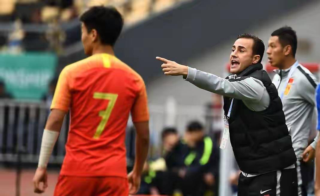 九游体育网址-高洪波两次执教国足，为何总是“救火教练”？的简单介绍