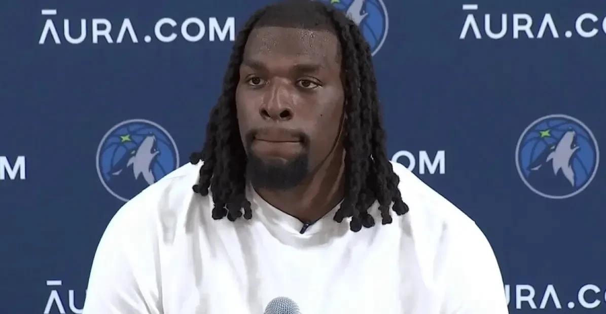 某球员因游戏直播被罚款，俱乐部严管业余生活的简单介绍